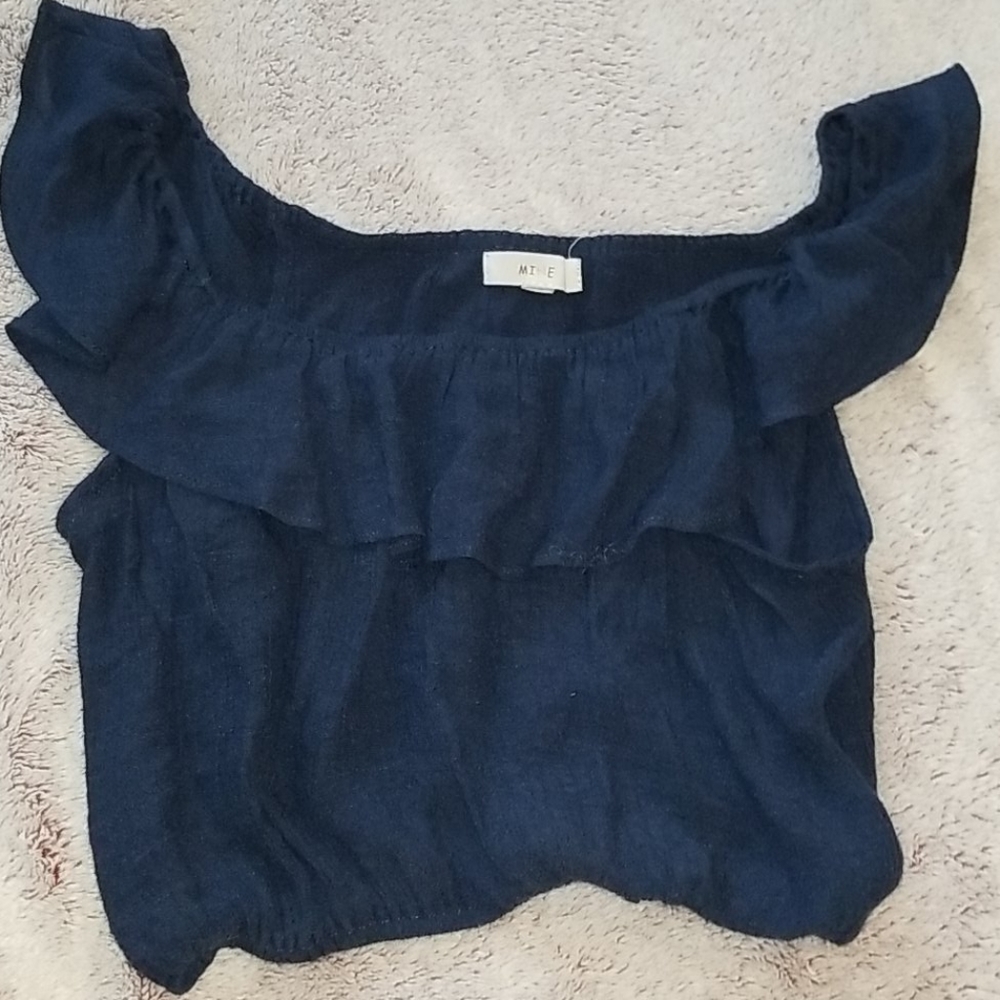 Ruffle crop
